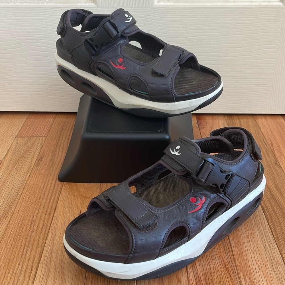 Chung Shi Comfort Step Stafild Sandal US8 EU41